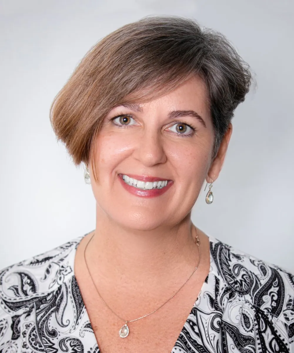 Minka F. Hull | Associate, Partner | Mission Hills Financial